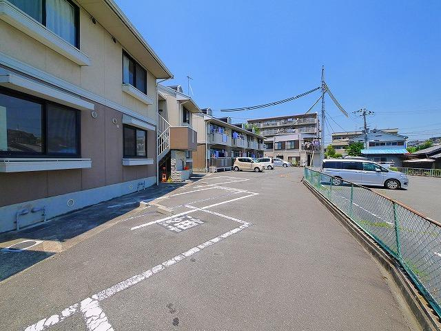 ル・ミランドールⅡの駐車場