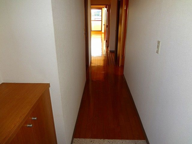 【玄関】 | Comfort大井手 | ※別室同型タイプ