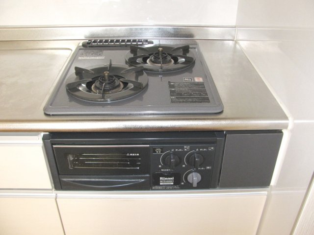 SRビルのキッチン|※写真は同タイプの別室になります