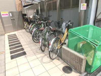 【その他共用部分】 | シャルムアベノ | 自転車置き場と、ゴミ置き場も敷地内に！