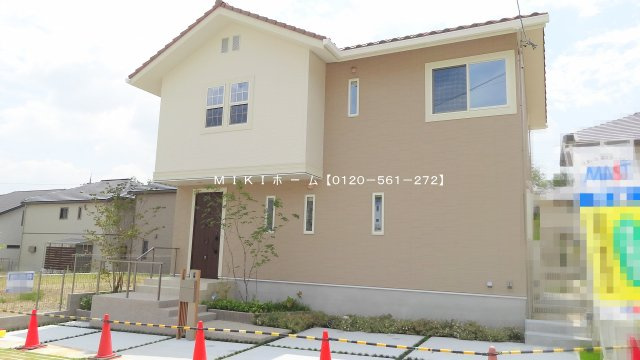 箕面市彩都粟生南7丁目　新築戸建