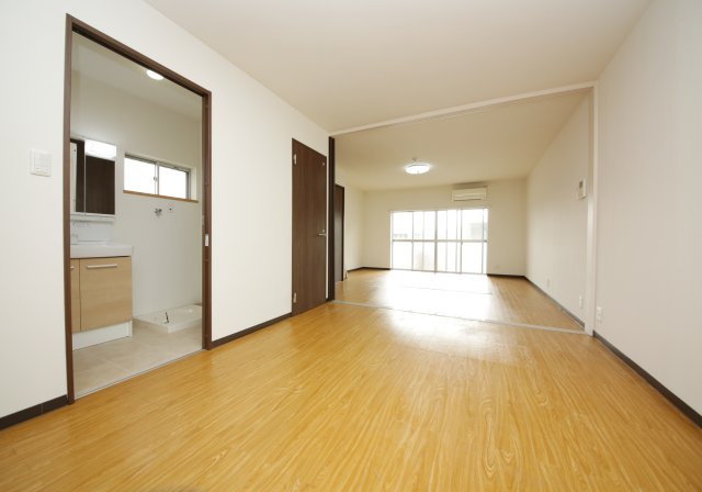 清城ハイツの内装