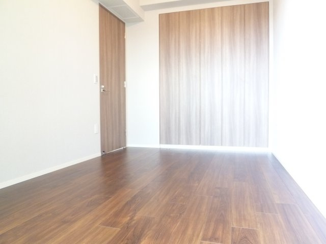 ジオタワー南堀江の洋室