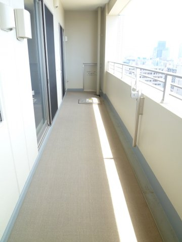 ジオタワー南堀江のバルコニー