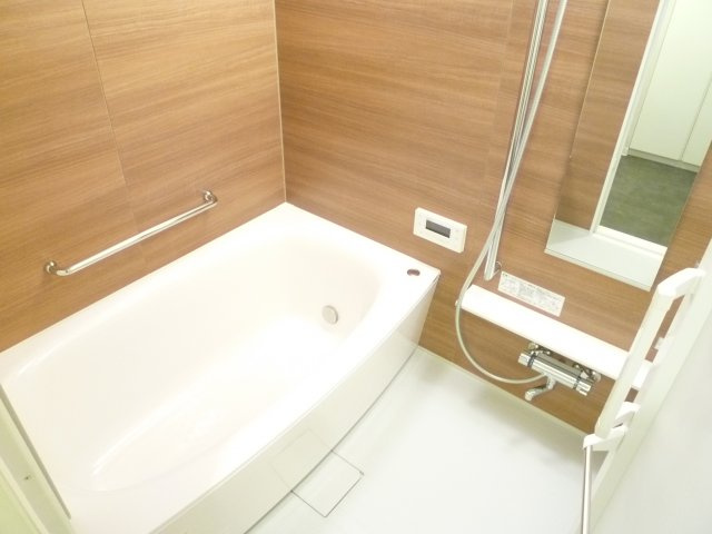 ジオタワー南堀江の浴室