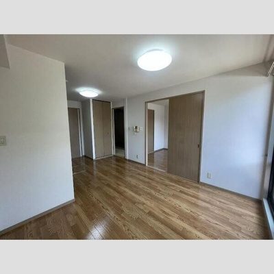 【内装】 | マーリンキードム