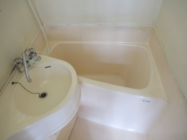 大原マンションの浴室