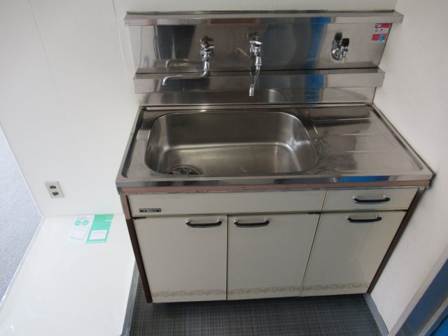 山形市十日町１丁目の賃貸マンションのキッチン