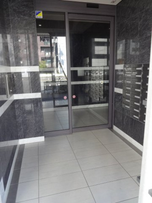 【エントランス】 | HY's Stage Brillant