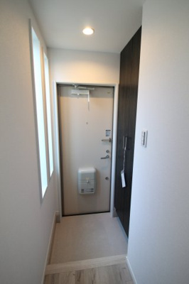 【玄関】 | グランメール腕塚ANNEX