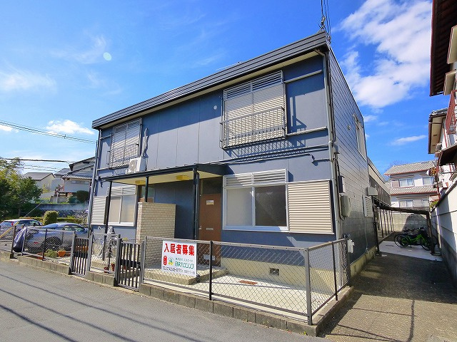 第二大神ハイツの外観