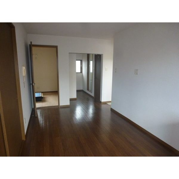 ガーデンヒルズの内装