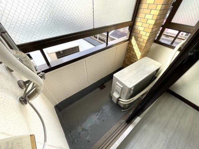 エストメゾン( 近畿大学 一人暮らし )のバルコニー