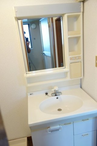 シャトー青井のその他|シャトー青井202　大型洗面台