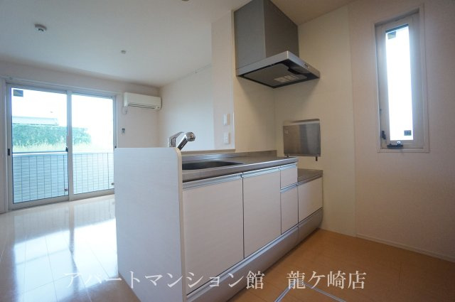 D-room住吉のキッチン|リビングが見渡せるカウンターキッチン♪