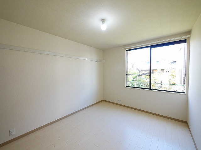 ウィステリアの寝室