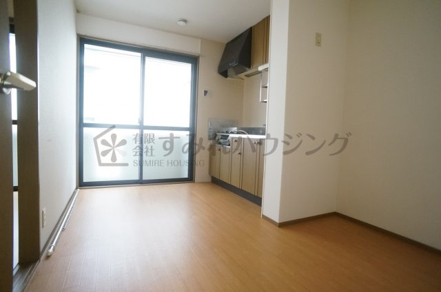 コーポバンブーバレーの居間・リビング