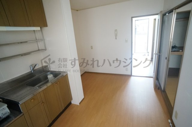 コーポバンブーバレーの居間・リビング