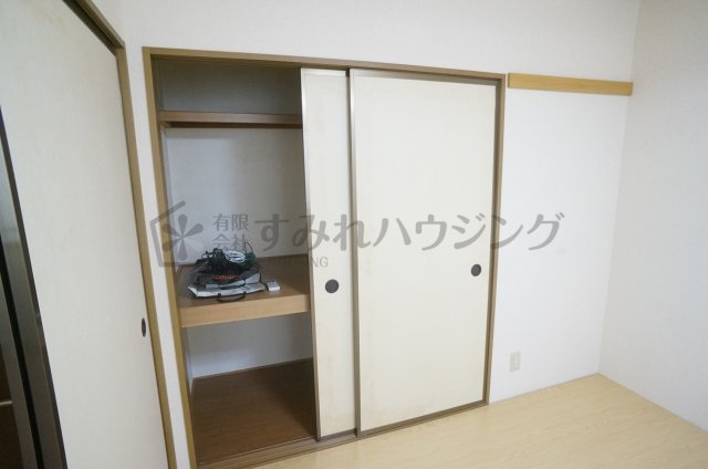 コーポバンブーバレーの居間・リビング