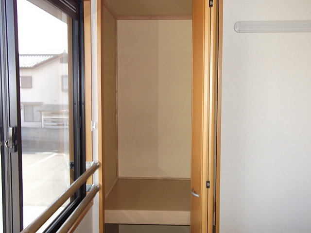 【ロビー】 | ウエストスクエア | 『ウエストスクエア』