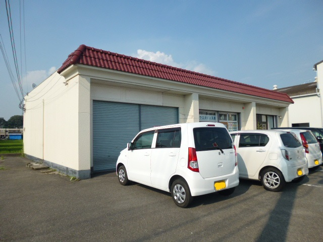 倉敷市玉島上成の店舗一部の外観