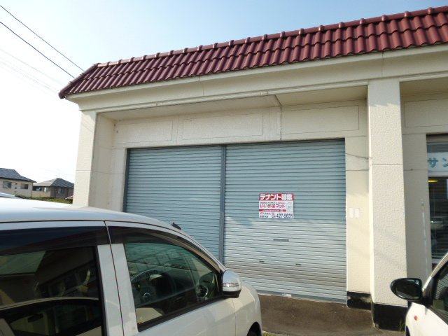 倉敷市玉島上成の店舗一部の外観