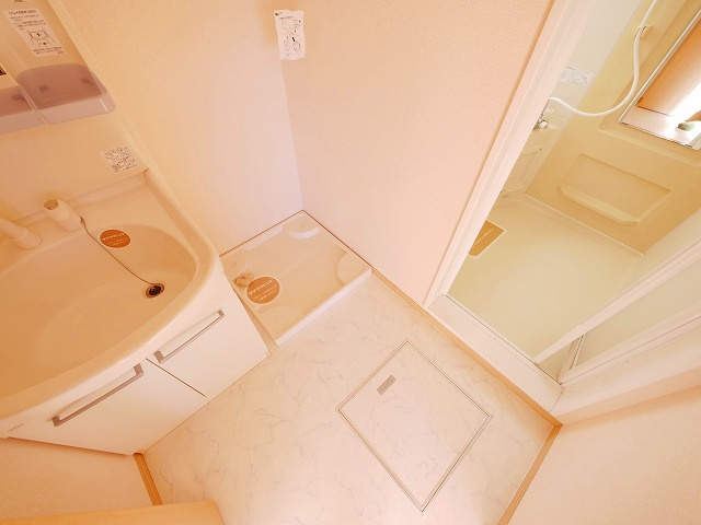 エイトキューブ　Ｂ棟の洗面所|忙しい朝には欠かせない洗面所です