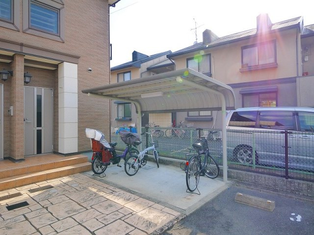 コリーナWestのその他共用部分|自転車置き場