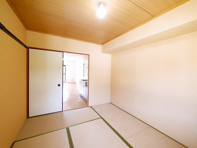 グリーンハイツ六条Ⅱの和室