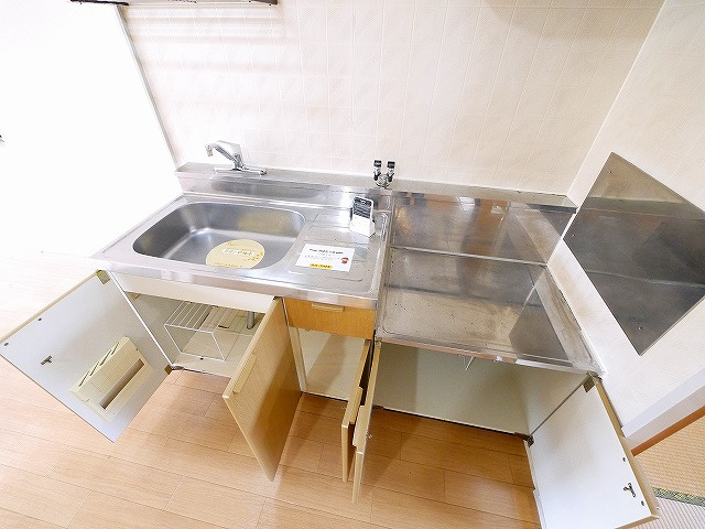 グリーンハイツ六条Ⅱのキッチン