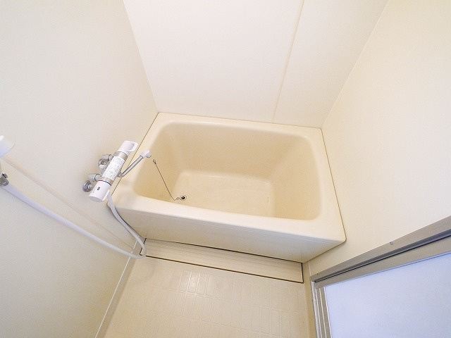 グリーンハイツ六条Ⅱの浴室