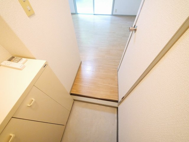 サンふくむらビルⅡの玄関