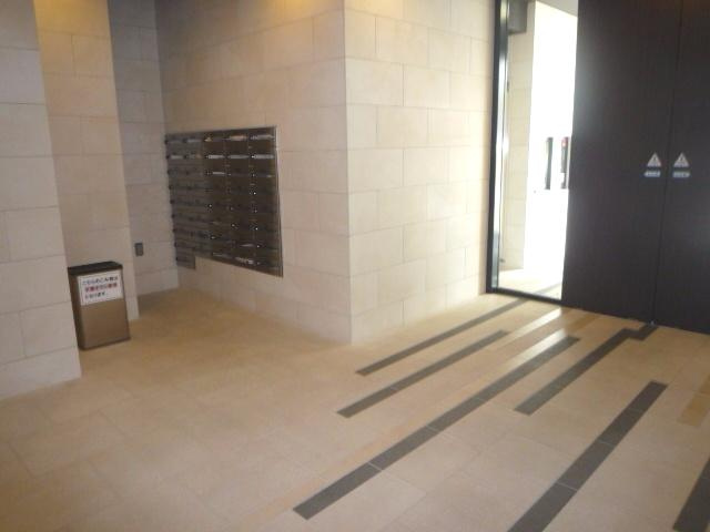 ガーラレジデンス文京本郷のエントランス