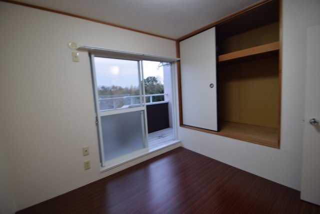 ＫＥ6番館　Ｂ棟の収納|各部屋収納つきです