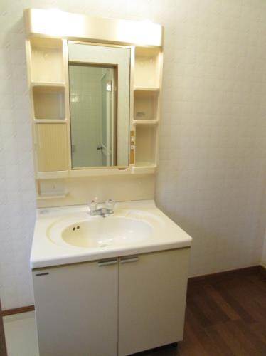 エステートピアモンテの独立洗面台