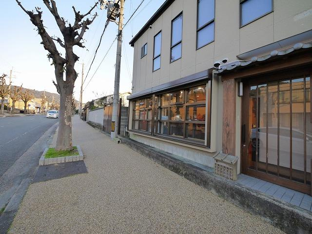 大野高畑店舗のエントランス