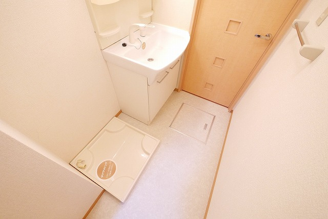 カリーノ　Ｄ棟の洗面所|使いやすい洗面所です