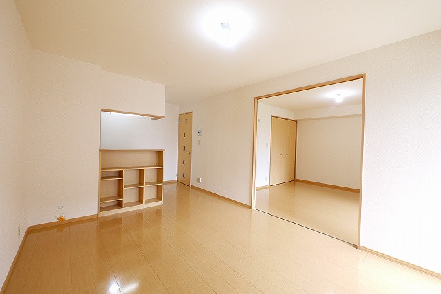 カリーノ　Ｄ棟の居間・リビング