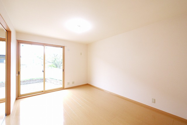 カリーノ　Ｄ棟の居間・リビング|おしゃれな居間です