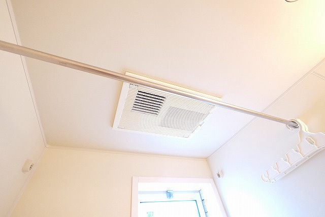 カリーノ　Ｄ棟の設備|お風呂には浴室乾燥機がついてます。