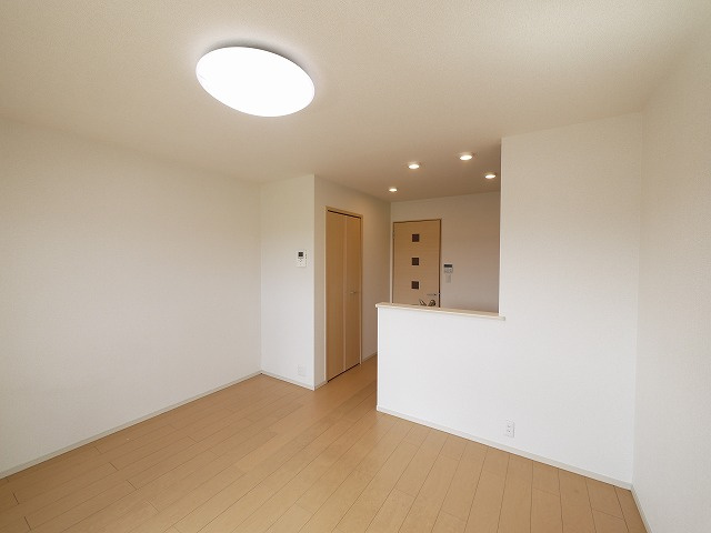 フォンテーヌ　Ｎ－Ⅴの居間・リビング|おしゃれな居間です