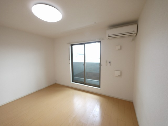 フォンテーヌ　Ｎ－Ⅴの居間・リビング|こちらのリビングで趣味の時間をお楽しみください