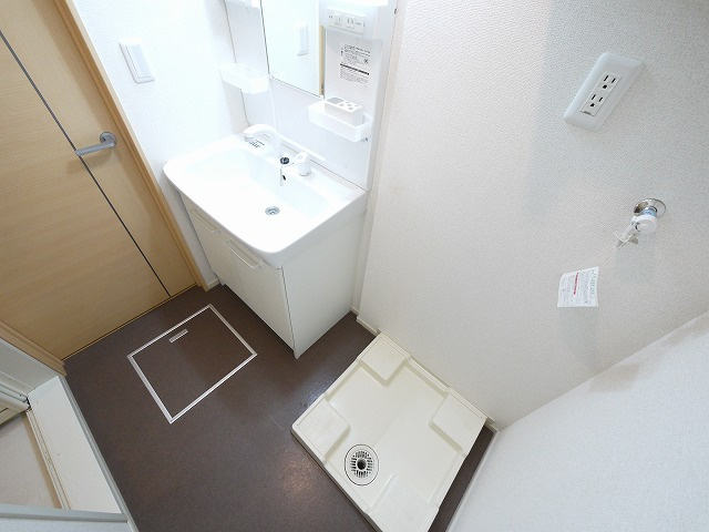 フォンテーヌ　Ｎ－Ⅴの独立洗面台|独立洗面化粧台が付いています