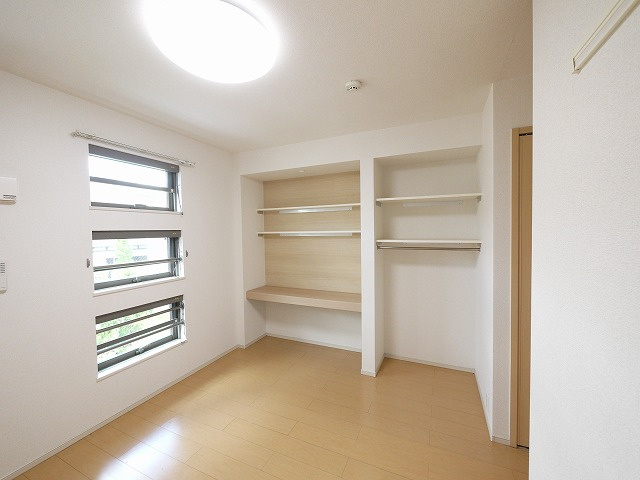 フォンテーヌ　Ｎ－Ⅴの洋室|きれいな洋室です