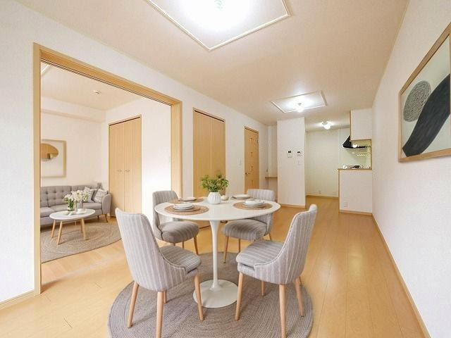 ラフィーネの居間・リビング|CGで家具等を配置したもので家具等は含まれません