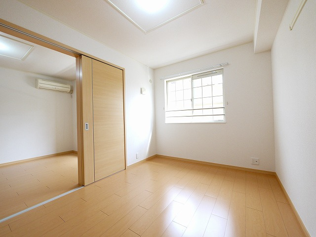 ラフィーネの洋室|スタンダードな洋室です