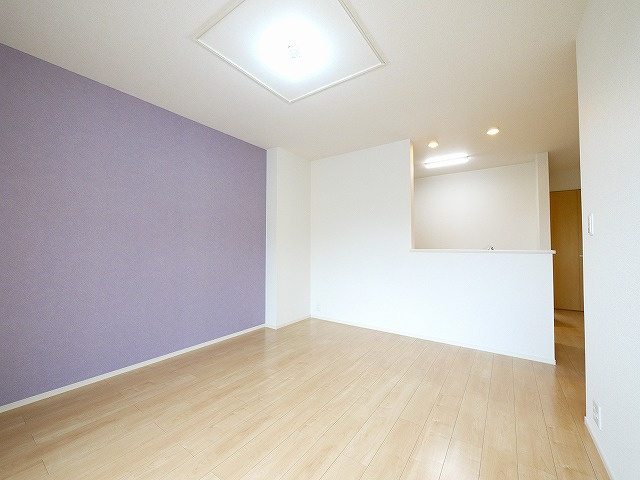 シエルブルーⅡの居間・リビング|ゆったり過ごせるリビングです