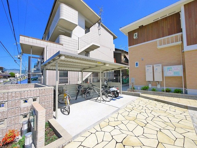 ブローテ（天理市）のその他共用部分|自転車置き場です。