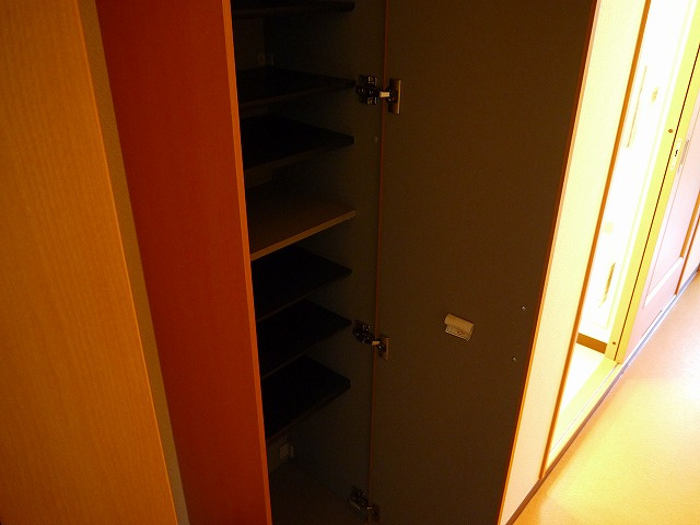 結充Immeuble　B館の玄関|落ち着いた玄関です