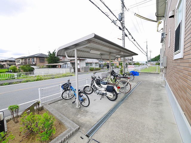 コンフォート浅古Ⅲのその他共用部分|自転車置き場